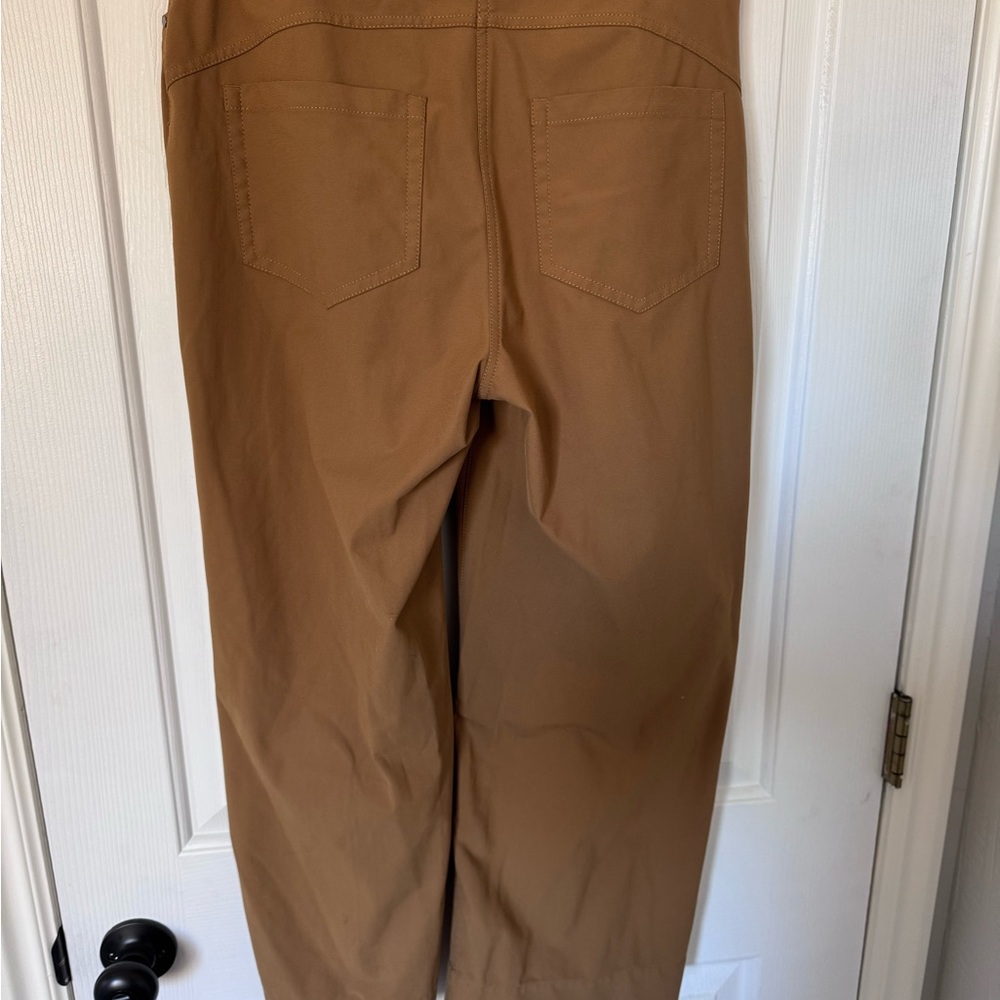 Lululemon Athletica Women's Tan Capris